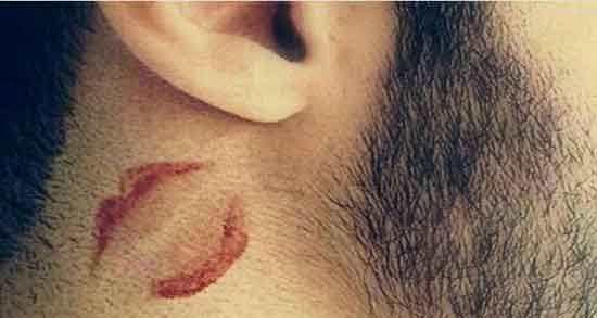 تعبیر خواب بوسیدن گردن ، نامحرم و لب معشوق و بوسیده شدن توسط معشوق