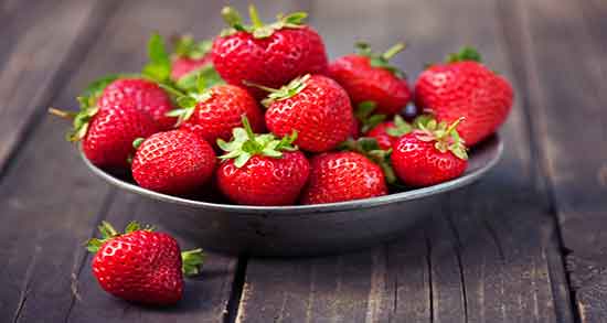 تعبیر خواب توت فرنگی ، ابن سیرین و حضرت یوسف برای زن حامله و باردار خراب سفید