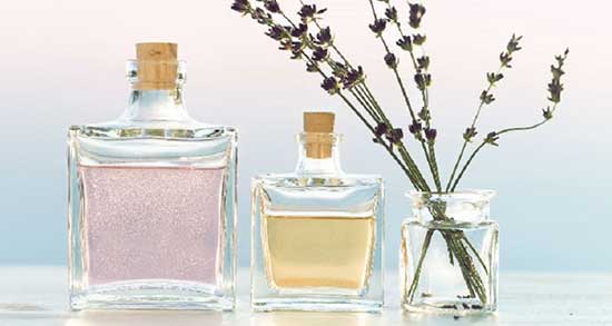 تعبیر خواب خرید عطر ، معنی دیدن خرید عطر در خواب های ما چیست