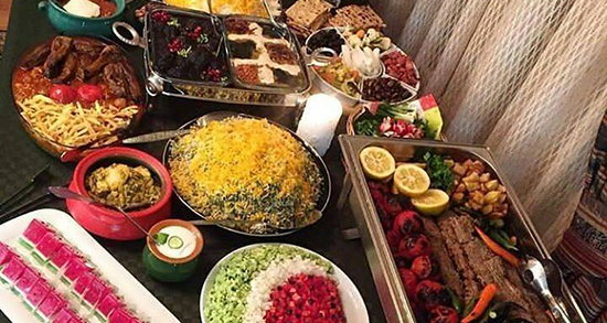 تعبیر خواب غذا خوردن در مهمانی ، معنی دیدن غذا خوردن در مهمانی در خواب