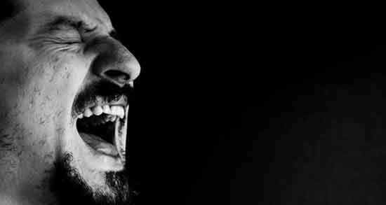 تعبیر خواب فریاد زدن ؛ معنی فریاد زدن در خواب ما چیست