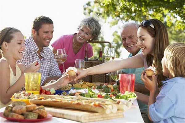 تعبیر خواب مهمانی رفتن به خانه معشوق + معنی مهمانی رفتن به خانه معشوق در خواب چیست