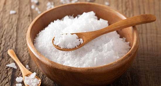 تعبیر خواب نمک نذری گرفتن ، معنی دیدن نمک نذری گرفتن در خواب چیست