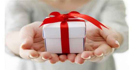 تعبیر خواب هدیه گرفتن از پسر مجرد ، هدیه رو پس دادن و جعبه هدیه از معشوق