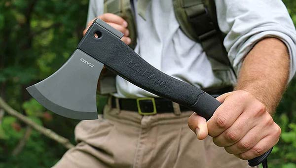 تعبیر خواب کتک زدن با تبر + معنی کتک زدن با تبر در خواب های ما چیست