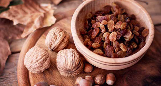 تعبیر خواب کشمش سیاه ، معنی دیدن کشمش سیاه در خواب ما چیست