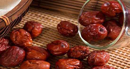 جوشانده عناب در بارداری ؛ خاصیت مصرف عناب برای زنان باردار چیست