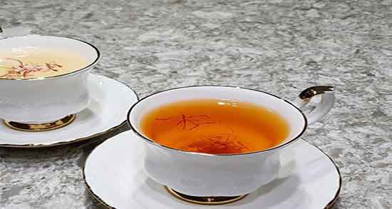 خواص دمنوش زعفران و گلاب ؛ خاصیت دمنوش زعفران و گلاب برای پوست