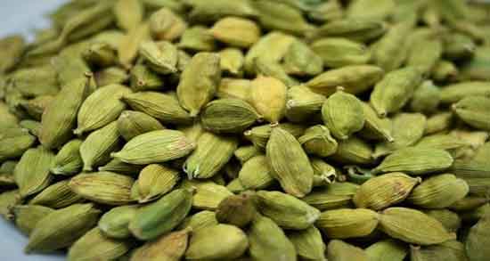 خواص چای هل سبز ؛ فواید مصرف چای هل سبز برای زنان باردار