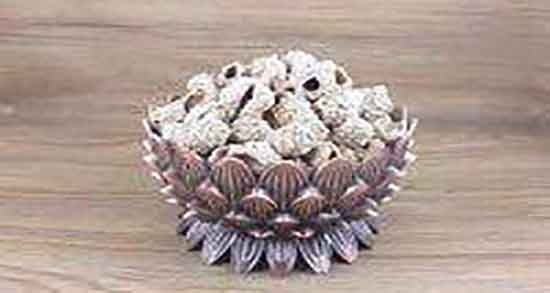 سیم اوتی در پریودی ؛ چرا نباید در دوران قاعدگی از گیاه سیم اوتی خورد