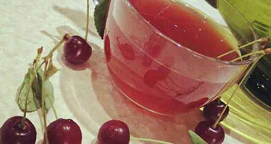 طبع دمنوش آلبالو ؛ طبع دمنوش آلبالو از نظر طب سنتی سرد است یا گرم