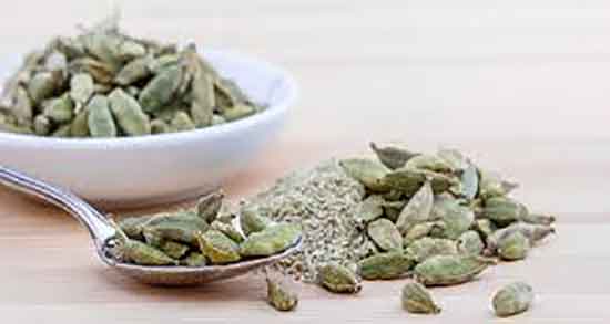 طرز تهیه چای هل و دارچین ؛ دستور تهیه چای هل و دارچین برای بدن