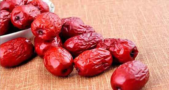 عناب گرم است یا سرد ؛ ایا خاصیت عناب برای بدن گرم است یا سرد