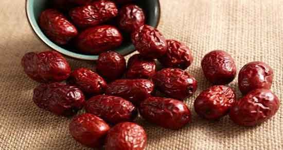 مضرات عناب در بارداری ؛ عوارض استفاده از عناب برای زنان باردار