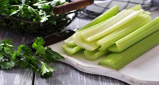 موارد استفاده برگ کرفس ؛ خاصیت استفاده از برگ کرفس در غذا ها