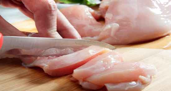 گوشت مرغ برای زخم معده ؛ آیا خوردن گوشت مرغ برای زخم معده مفید است یا مضر