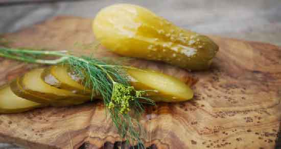 ادویه خیار شور ؛ برای درست کردن خیار شور از چه ادویه ای استفاده کنیم