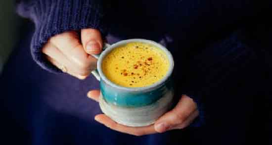 تهیه چای زردچوبه ؛ آموزش درست کردن چای زردچوبه برای درمان بیماری ها