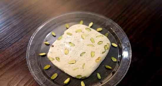 حلوا شکری و معده و فواید خوردن حلوا شکری برای تقویت معده حلوا شکری و معده ؛ فواید خوردن حلوا شکری برای تقویت معده