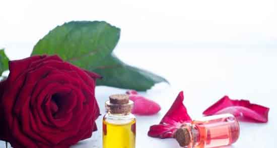 خاصیت روغن گل سرخ ؛ خواص مصرف روغن گل سرخ برای لک صورت