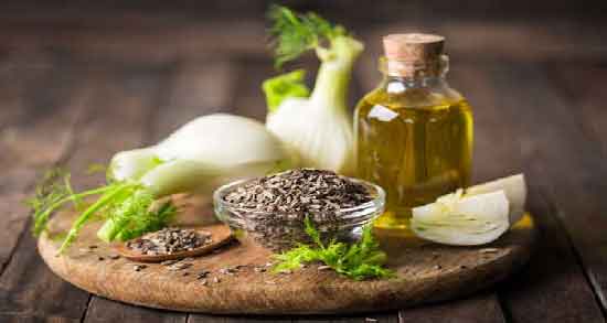 خواص روغن رازیانه در ناف ؛ درمان دل درد با ریختن روغن رازیانه در ناف