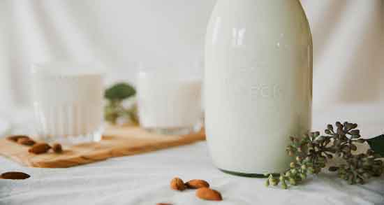 خواص شیر الاغ برای معده و درمان زخم معده با خوردن شیر الاغ خواص شیر الاغ برای معده ؛ درمان زخم معده با خوردن شیر الاغ