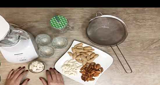 خواص شیر بادام برای ریه ؛ خاصیت مصرف شیر بادام برای عفونت ریه