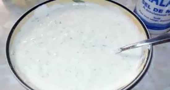 خواص موسیر در ماست ؛ فواید مصرف ماست و موسیر در بارداری