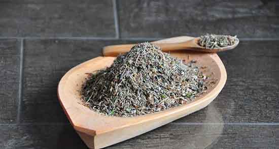 خواص کلپوره برای معده ؛ استفاده از گیاه کلپوره برای درمان زخم معده