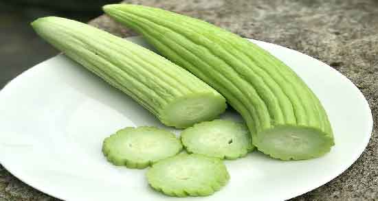 خیار چنبر برای نوزاد ؛ خواص و مضرات دادن خیار چنبر به نوزاد