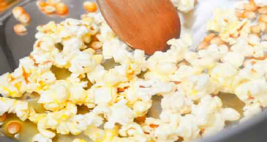 ذرت بو داده بدون روغن ؛ روش درست کردن ذرت بو داده بدون روغن