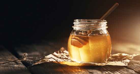 رنگ عسل یونجه و مشخصات ظاهری عسل یونجه چگونه است رنگ عسل یونجه ؛ مشخصات ظاهری عسل یونجه چگونه است