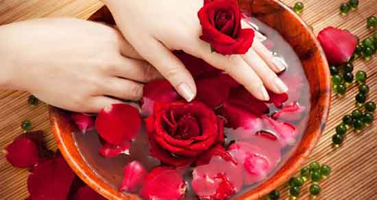 روغن گل سرخ برای چی خوبه ؛ فواید روغن گل سرخ برای پوست صورت