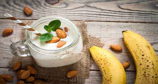 شیر بادام برای نوزاد ؛ خاصیت دادن شیر بادام برای نوزاد شش ماهه