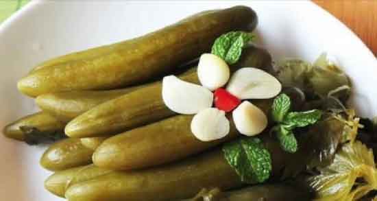 طبیعت خیارشور و طبع خیارشور گرم است یا سرد؟ طبیعت خیارشور ؛ طبع خیارشور گرم است یا سرد؟