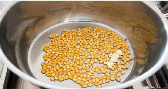 طریقه درست کردن ذرت بو داده ؛ روشی ساده برای تهیه ذرت بو داده