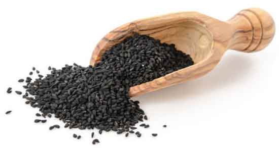 طریقه مصرف سیاه دانه برای نفخ معده ؛ ایا سیاه دانه به نفخ معده کمک میکنه