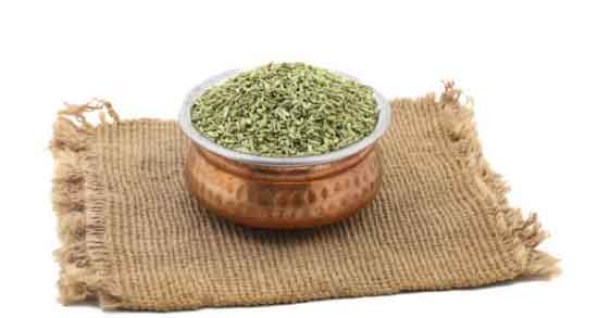 عرق رازیانه در شیردهی و خواص و مضرات مصرف عرق رازیانه برای دوران شیردهی عرق رازیانه در شیردهی ؛ خواص و مضرات مصرف عرق رازیانه برای دوران شیردهی