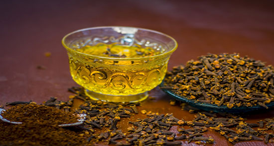 عوارض روغن میخک در بارداری ؛ مضرات روغن میخک در دوران حاملگی