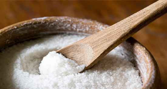 فواید بکینگ پودر برای پوست ؛ از بین بردن لکه های پوستی با بکینگ پودر