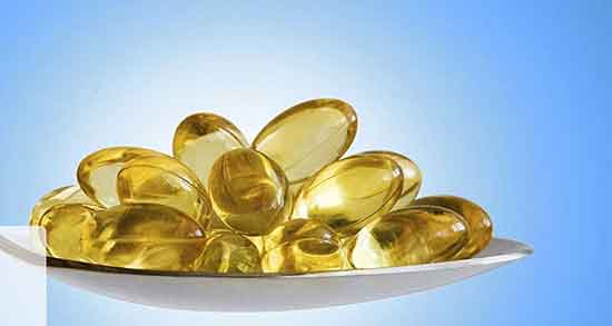 فواید روغن ماهی برای کودکان ؛ روغن ماهی برای سوختگی پای نوزادان
