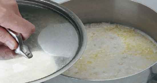 لعاب برنج در بارداری ؛ خواص و مضرات استفاده از لعاب برنج برای زن باردار