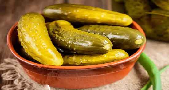 مضرات خیار شور در طب سنتی و بررسی مضرات خوردن خیار شور از نظر طب سنتی مضرات خیار شور در طب سنتی ؛ بررسی مضرات خوردن خیار شور از نظر طب سنتی