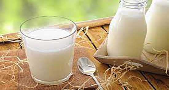 مضرات شیر گاو برای نوزاد ؛ عوارض مصرف شیر گاو برای کودکان چیست