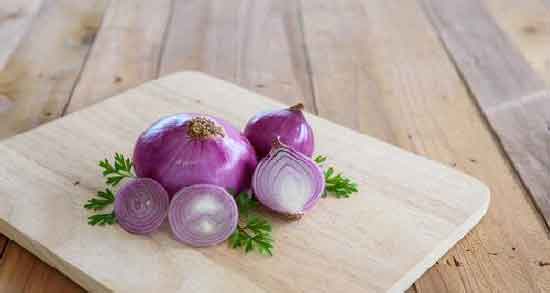 معجزه آب پیاز ؛ همه چیز درباره خواص درمانی و کاربردهای آب پیاز