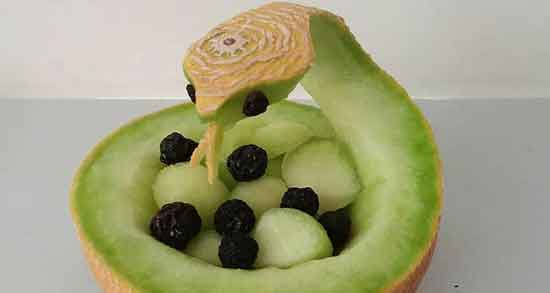 ملون برای سرماخوردگی مضر است ؛ ایا ملون عسلی برای گلو درد مضره