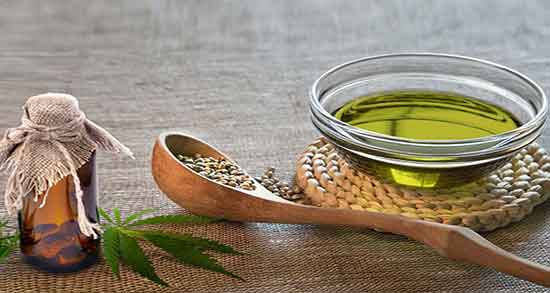 نحوه مصرف روغن شاهدانه ؛ دستور مصرف روغن شاهدانه برای تقویت مو