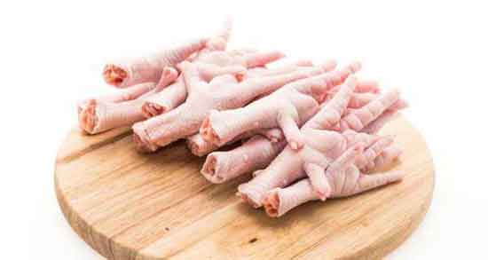 پای مرغ برای کبد چرب ضرر دارد ؛ عوارض مصرف پای مرغ برای کبد چرب