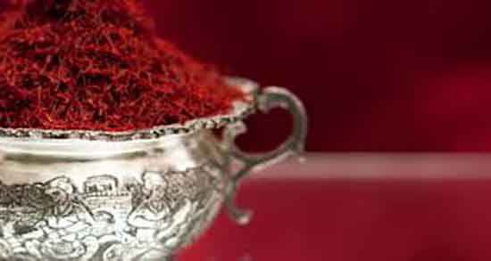 چای زعفران و عسل ؛ خواص مصرف عسل و چای زعفران برای پوست