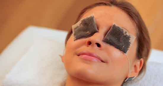 چای کیسه ای برای دور چشم و استفاده از چای کیسه ای برای درمان سیاهی دور چشم چای کیسه ای برای دور چشم ؛ استفاده از چای کیسه ای برای درمان سیاهی دور چشم